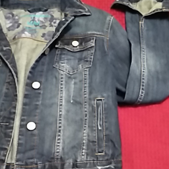Jean jacket - Picture 4 of 5